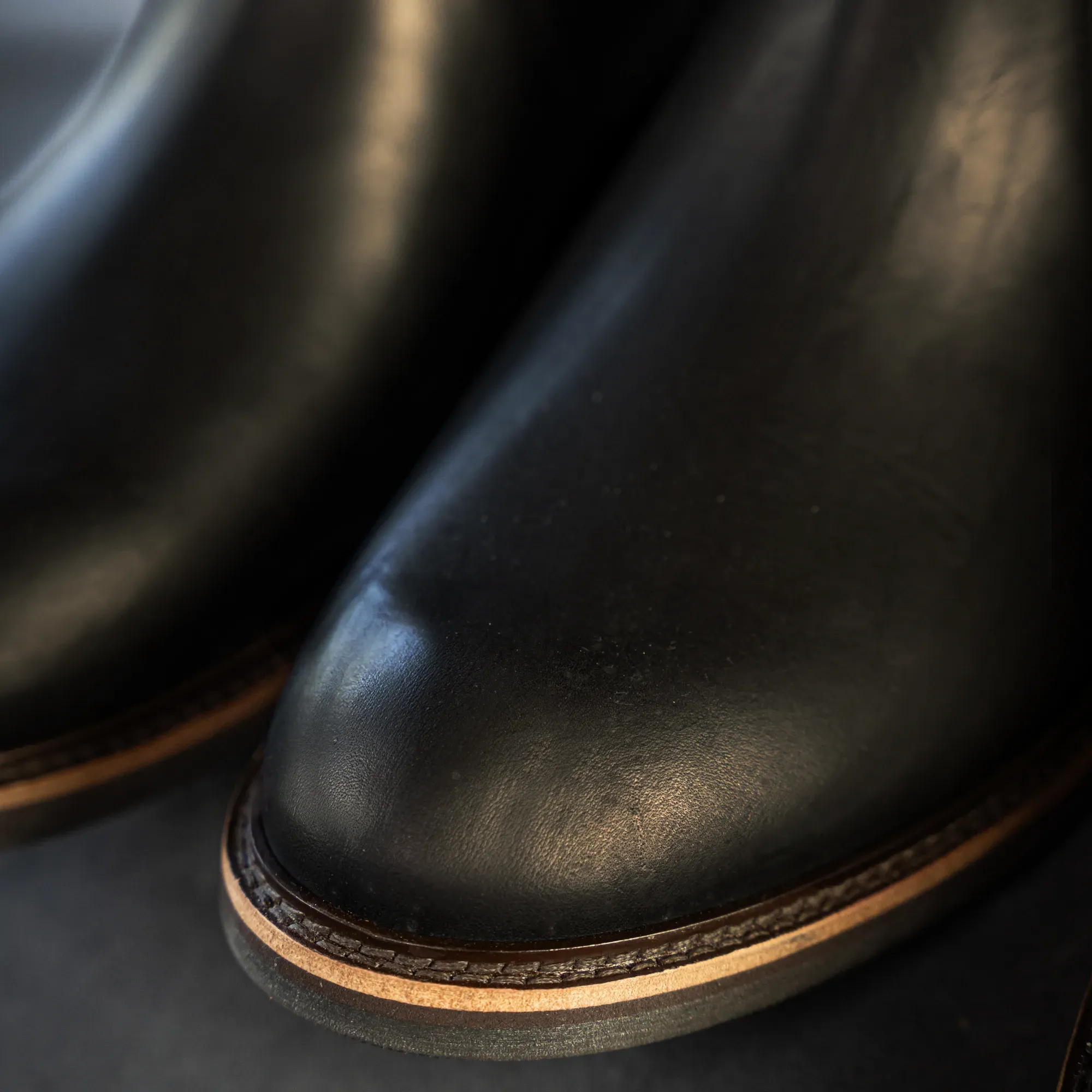 GARSTANG // BLACK - Image 5