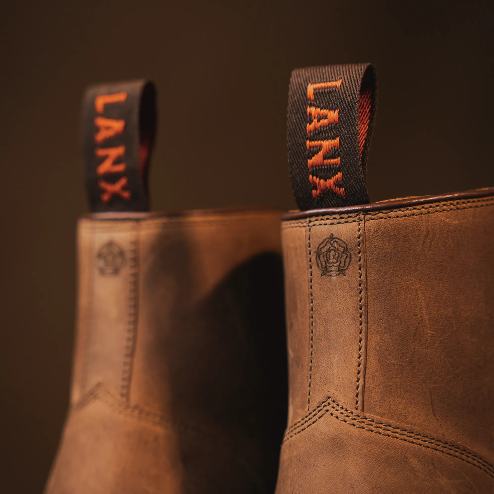 SETTLE // ACACIA DISTRESSED - Image 4